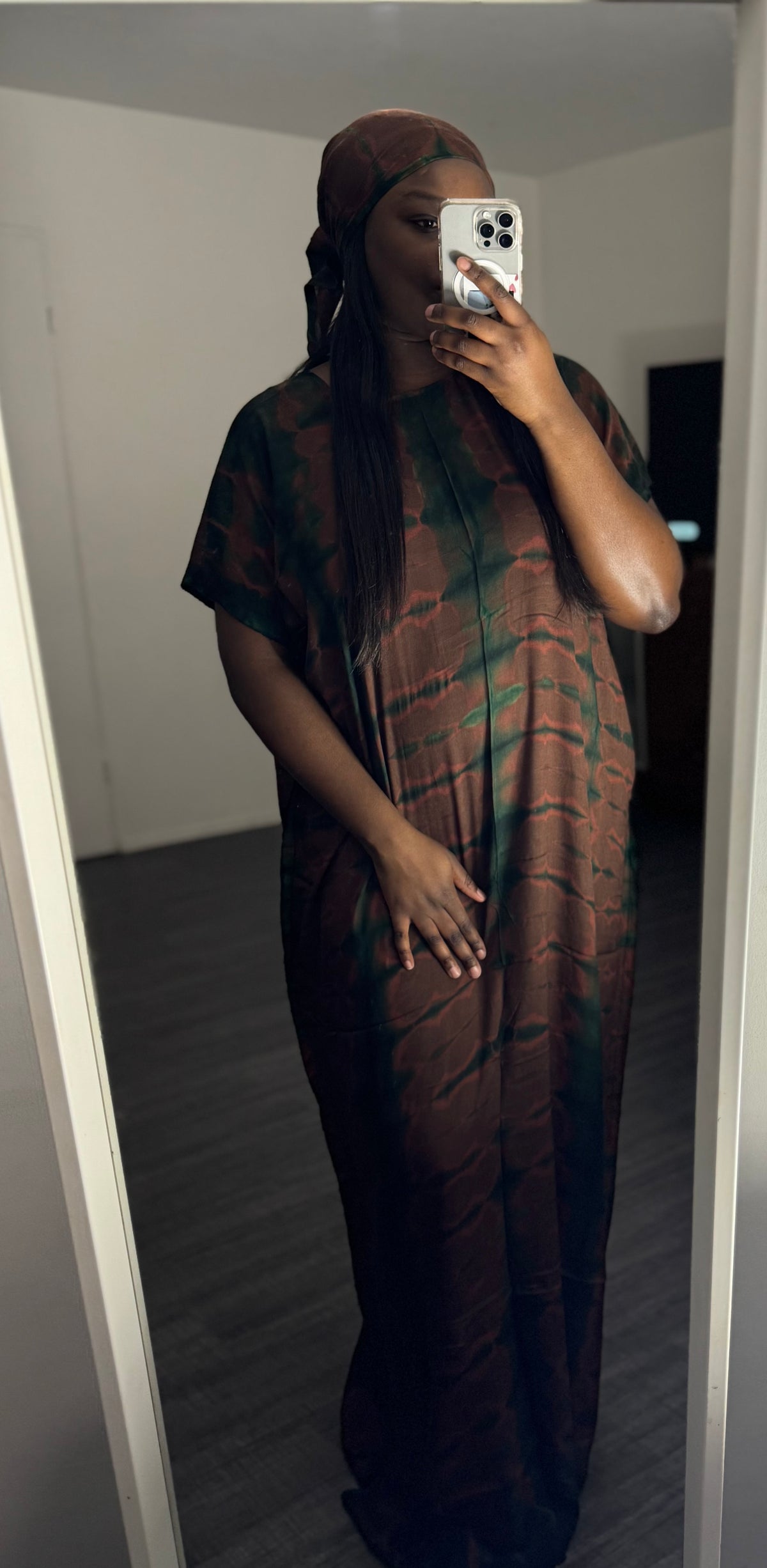 Robe Marron-Verte Foncée